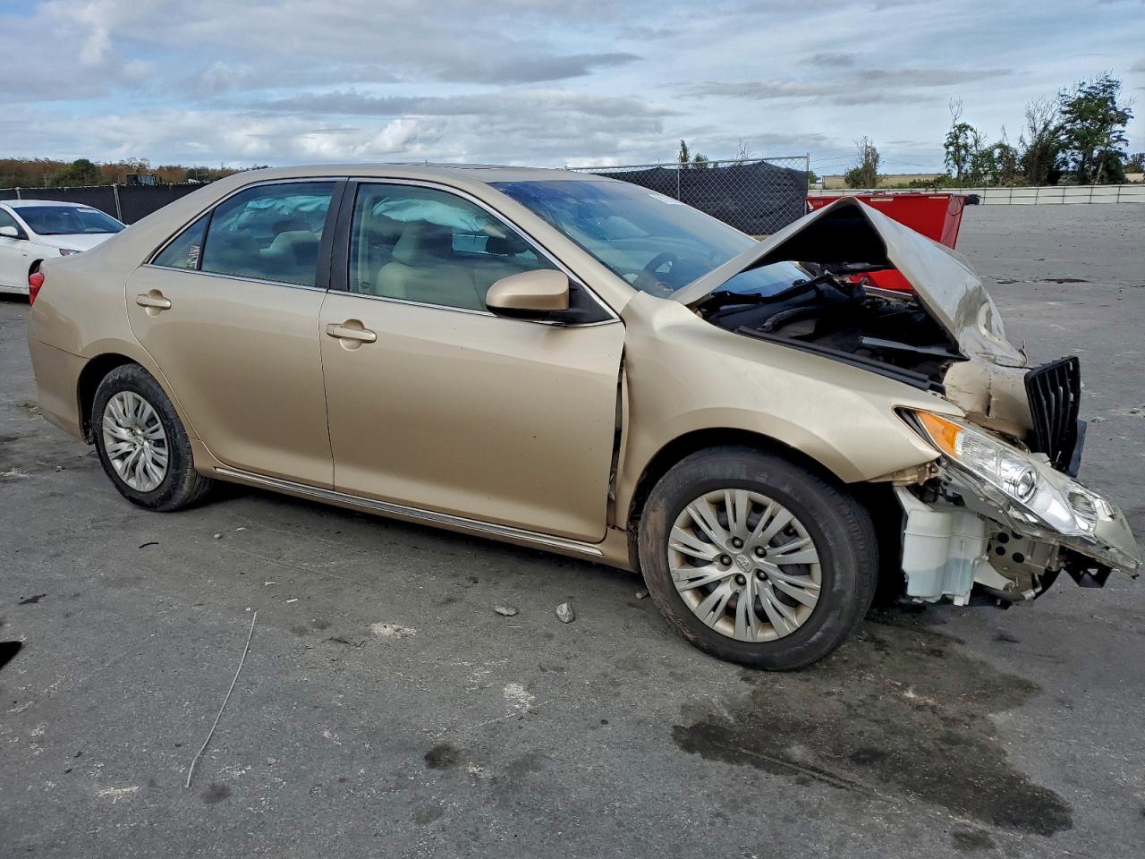 2012 TOYOTA CAMRY BASE photo 7