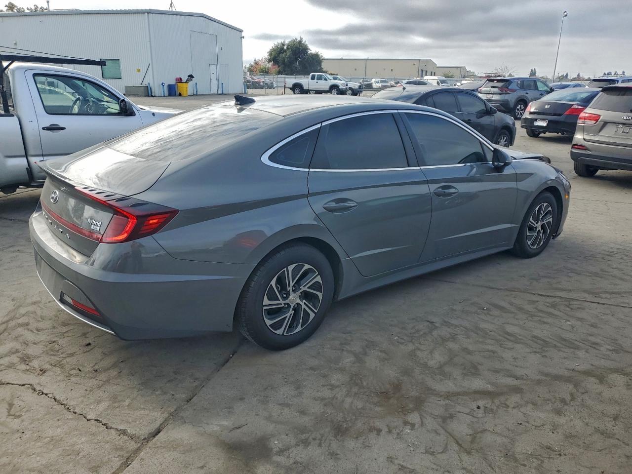 2020 HYUNDAI SONATA HYBRID photo 5