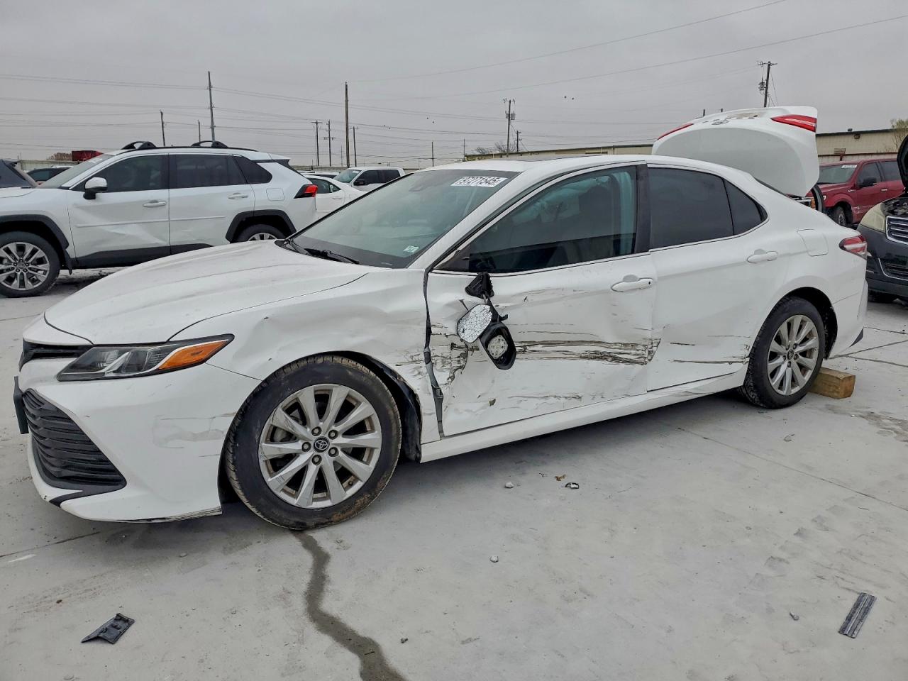 2020 TOYOTA CAMRY