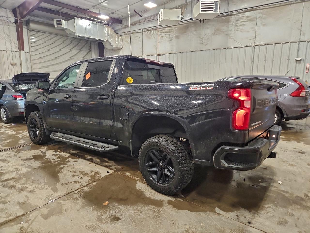 2020 CHEVROLET SILVERADO K1500 LT TRAIL BOSS photo 2