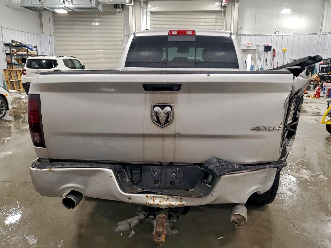 2015 RAM 1500 SPORT photo 6