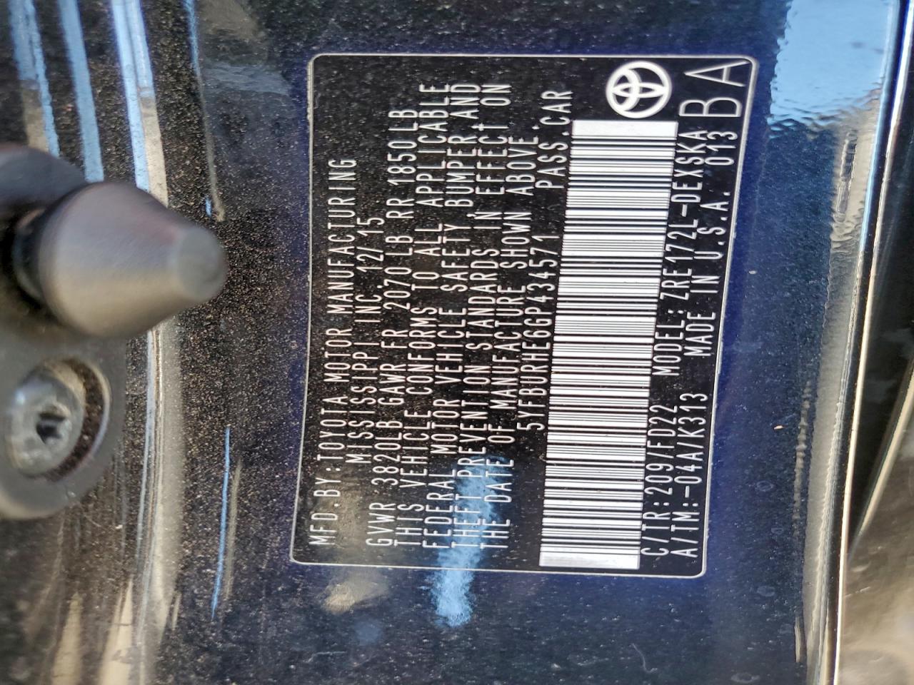 2016 TOYOTA COROLLA L photo 25