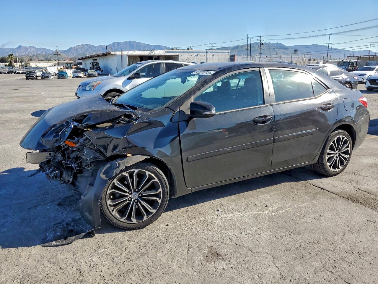 2016 TOYOTA COROLLA