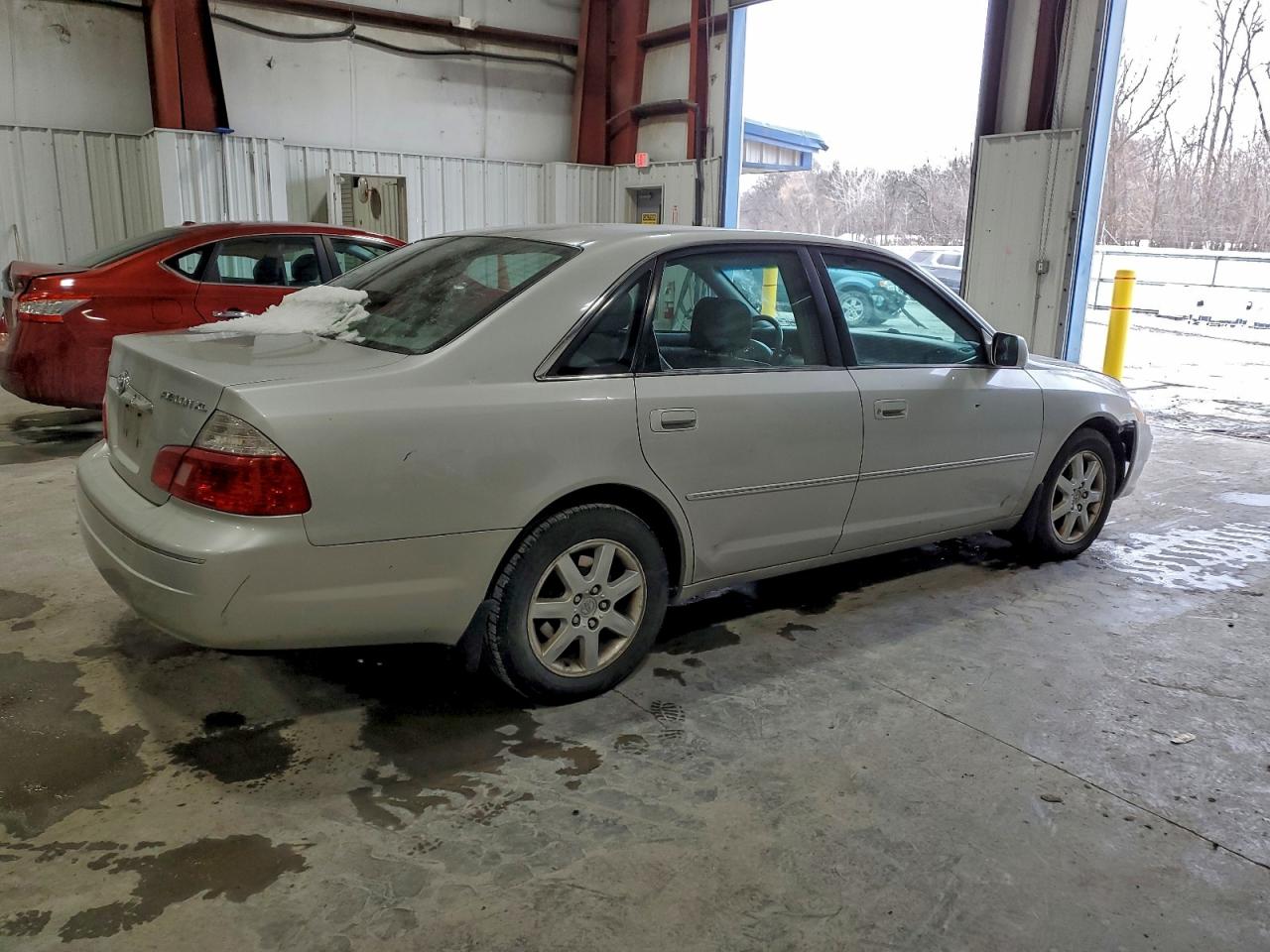 2004 TOYOTA AVALON XL photo 5