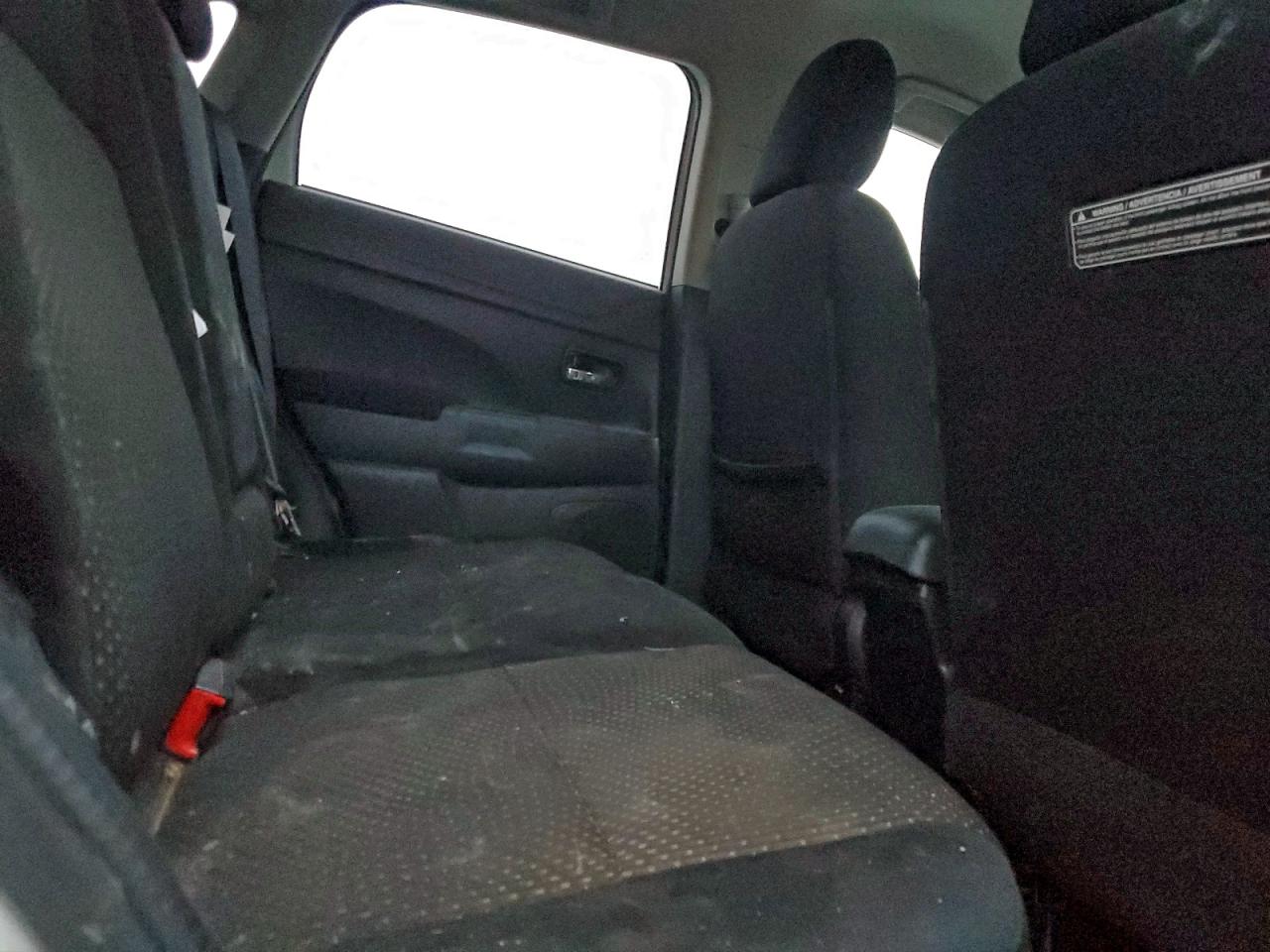 2016 MITSUBISHI OUTLANDER SPORT ES photo 21