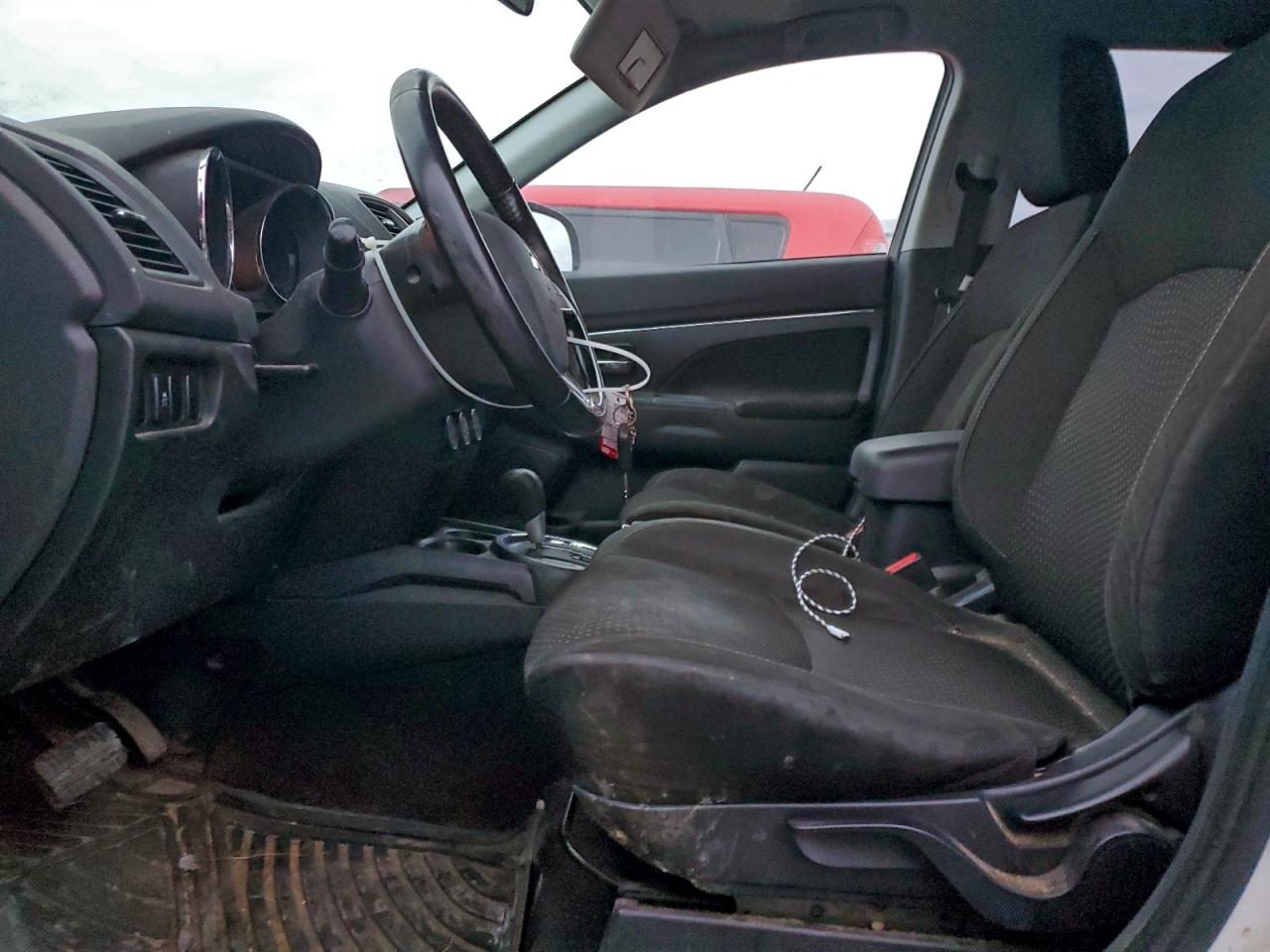 2016 MITSUBISHI OUTLANDER SPORT ES photo 13