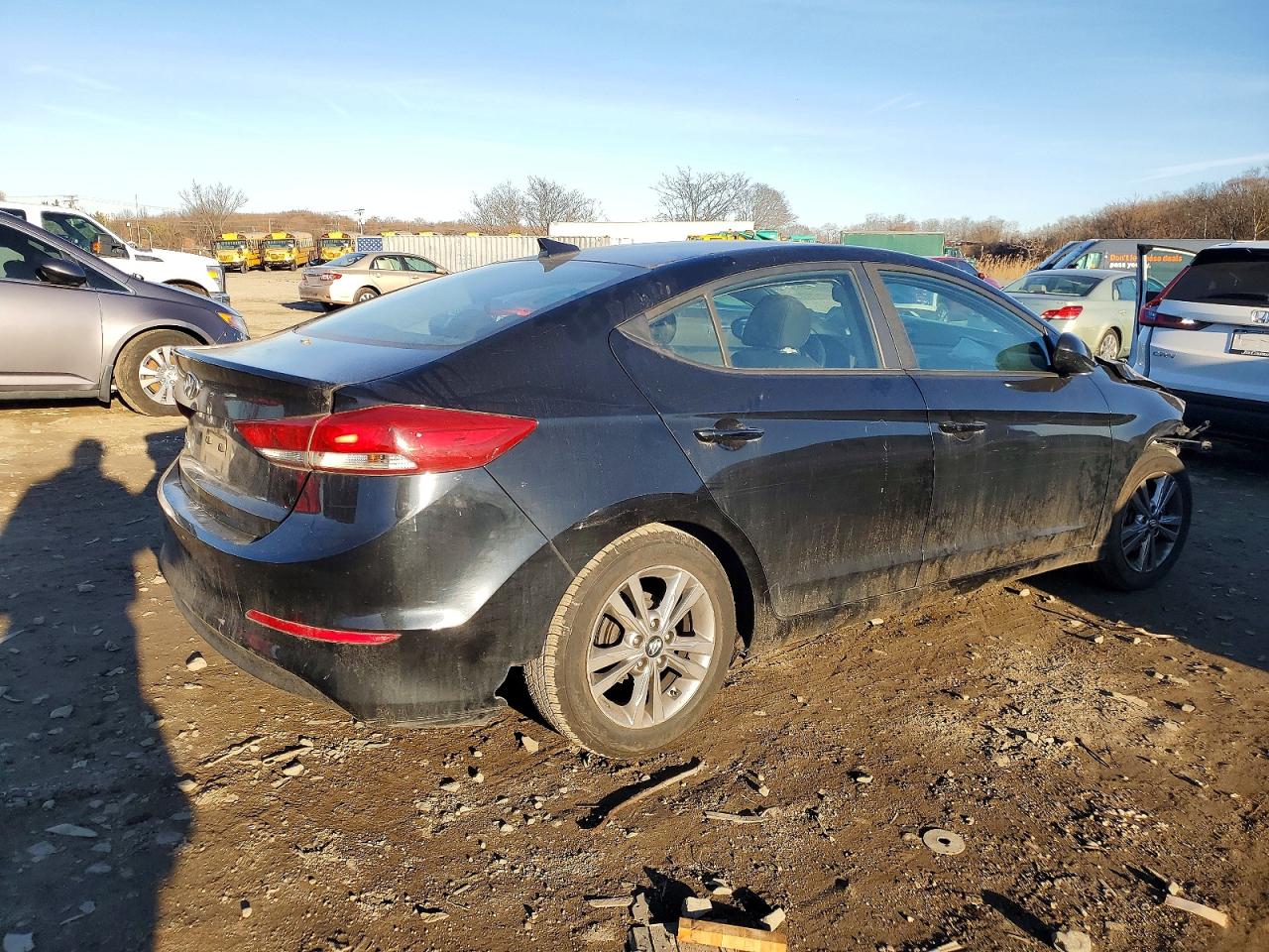 2017 HYUNDAI ELANTRA SE photo 3