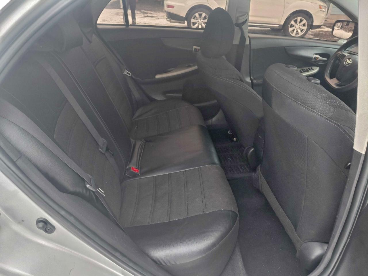 2013 TOYOTA COROLLA BASE photo 11