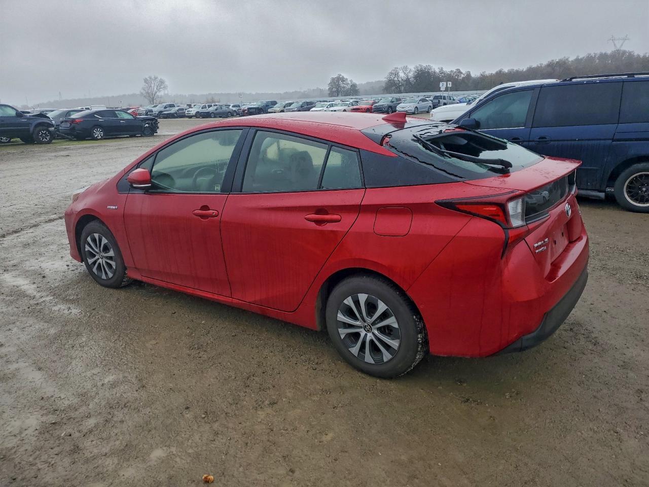 2019 TOYOTA PRIUS photo 3
