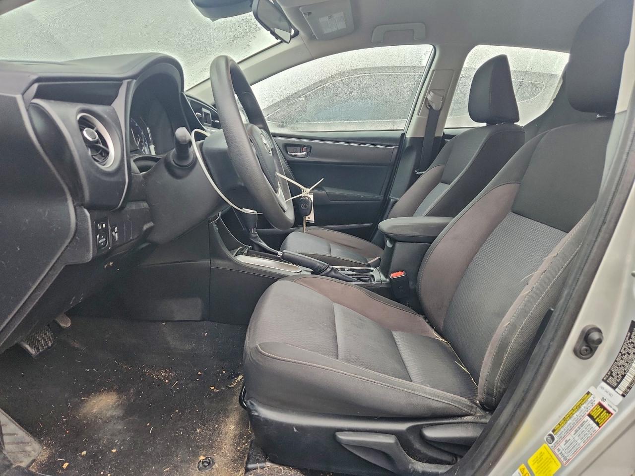 2018 TOYOTA COROLLA L photo 13