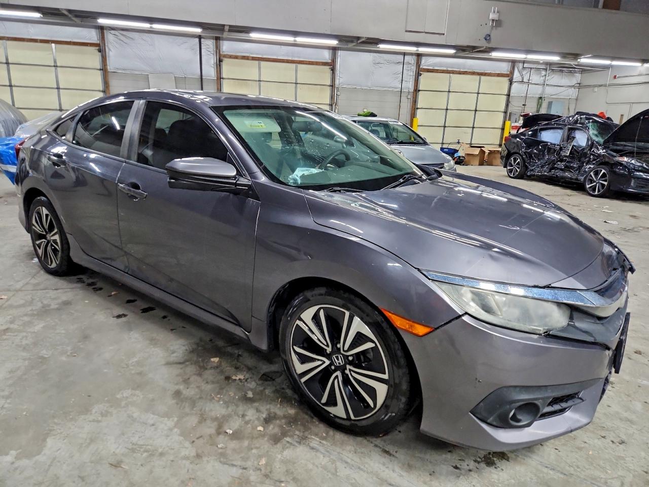 2016 HONDA CIVIC EX photo 4