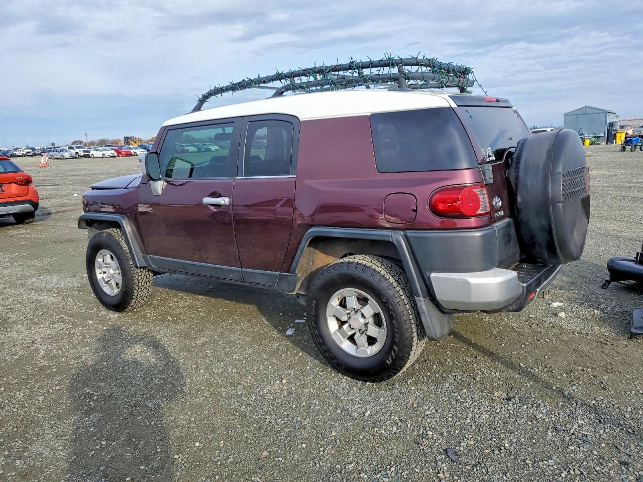 2007 TOYOTA FJ CRUISER photo 2