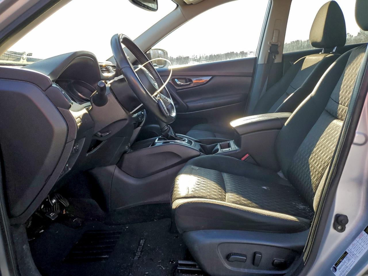 2017 NISSAN ROGUE S photo 13