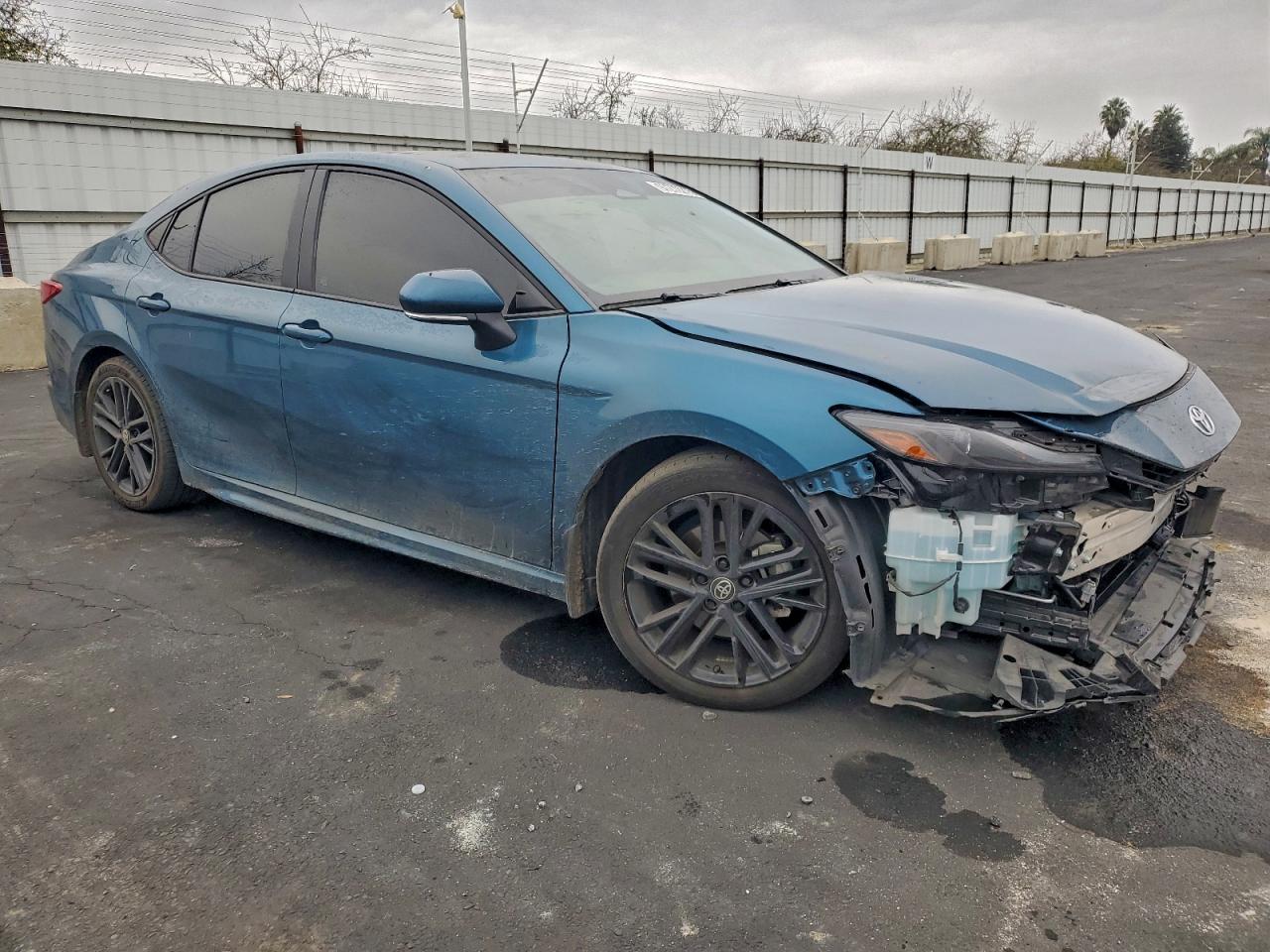2025 TOYOTA CAMRY photo 10