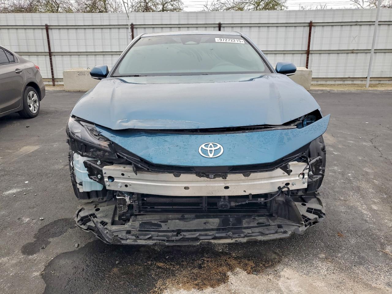 2025 TOYOTA CAMRY photo 13