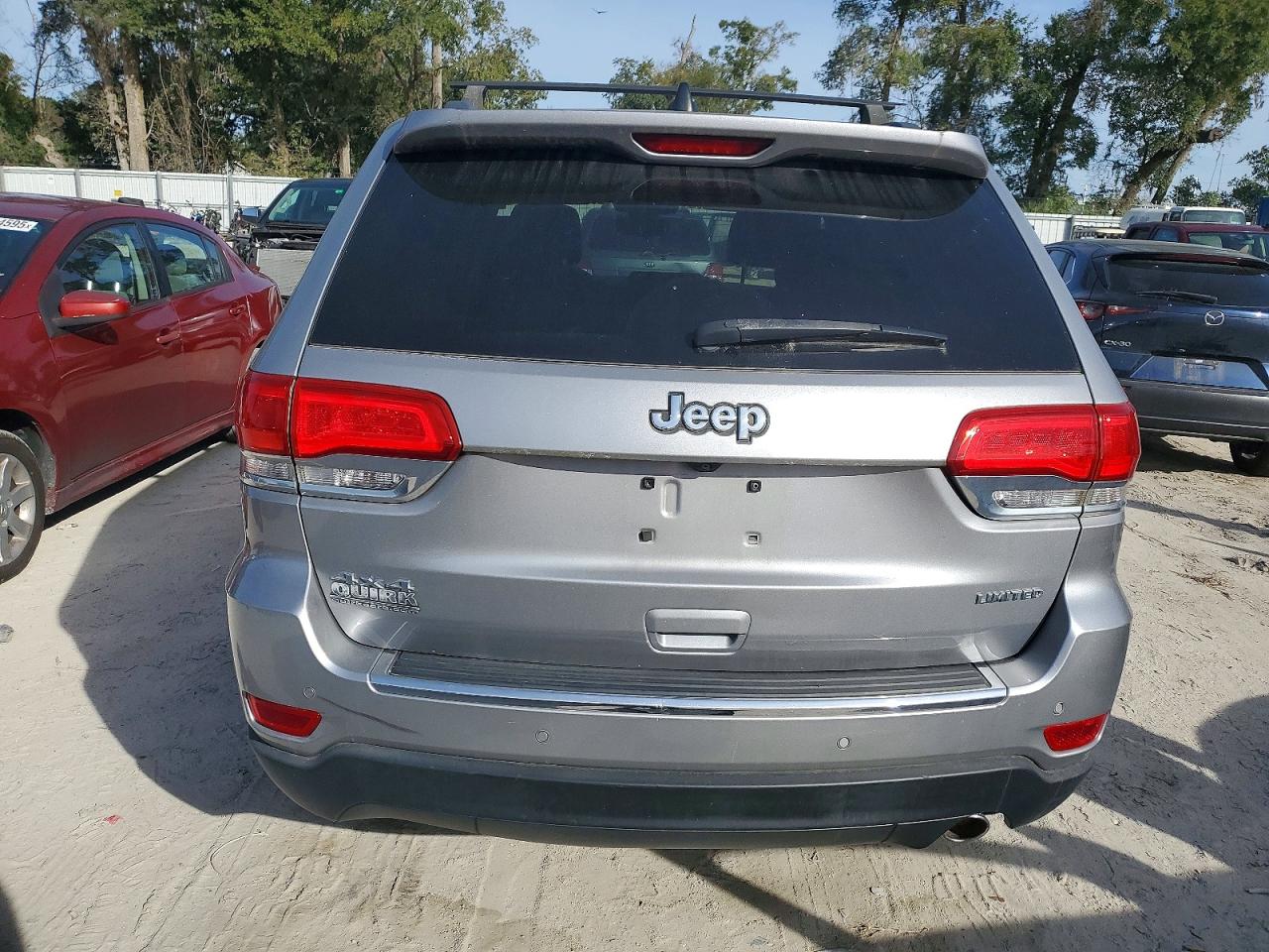 2018 JEEP GRAND CHEROKEE LIMITED photo 11