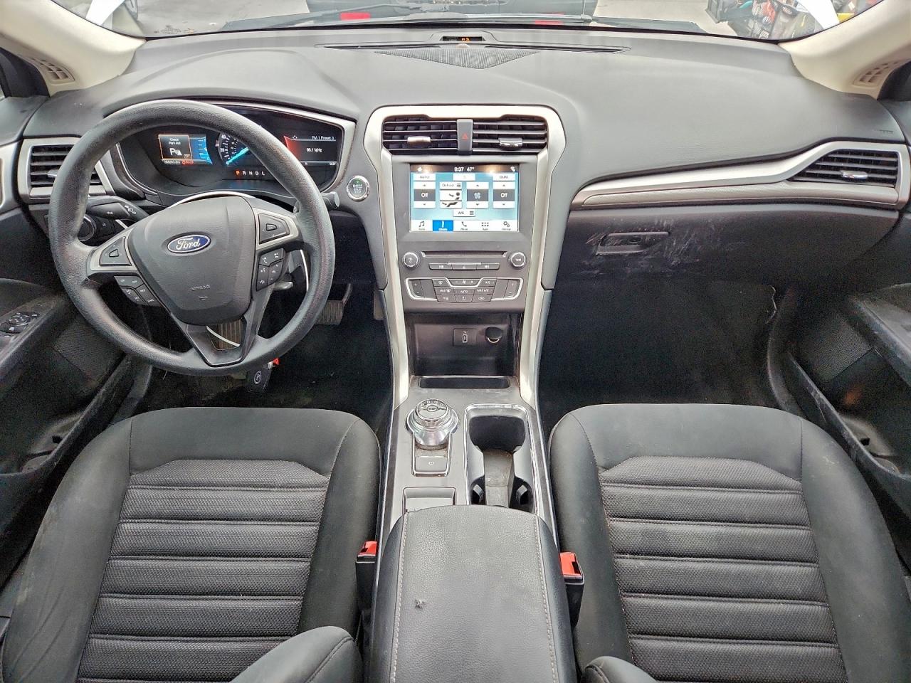 2018 FORD FUSION SE photo 22