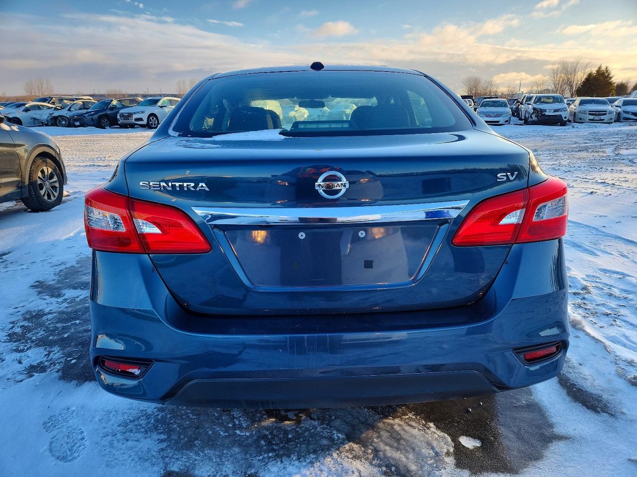 2017 NISSAN SENTRA S photo 6