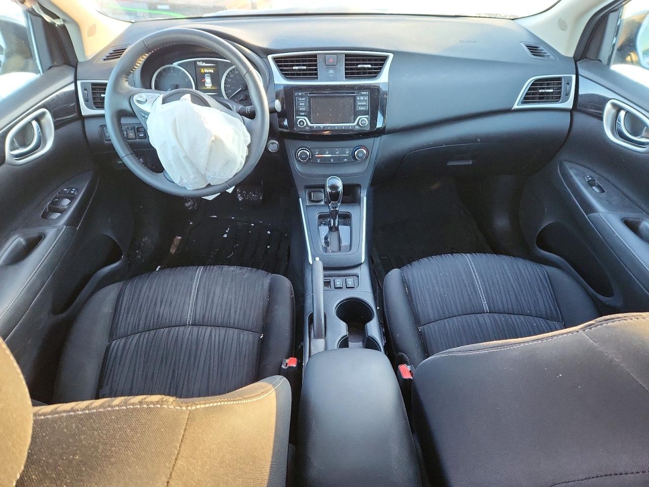 2017 NISSAN SENTRA S photo 8