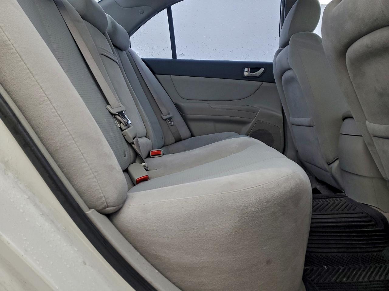 2008 HYUNDAI SONATA GLS photo 28