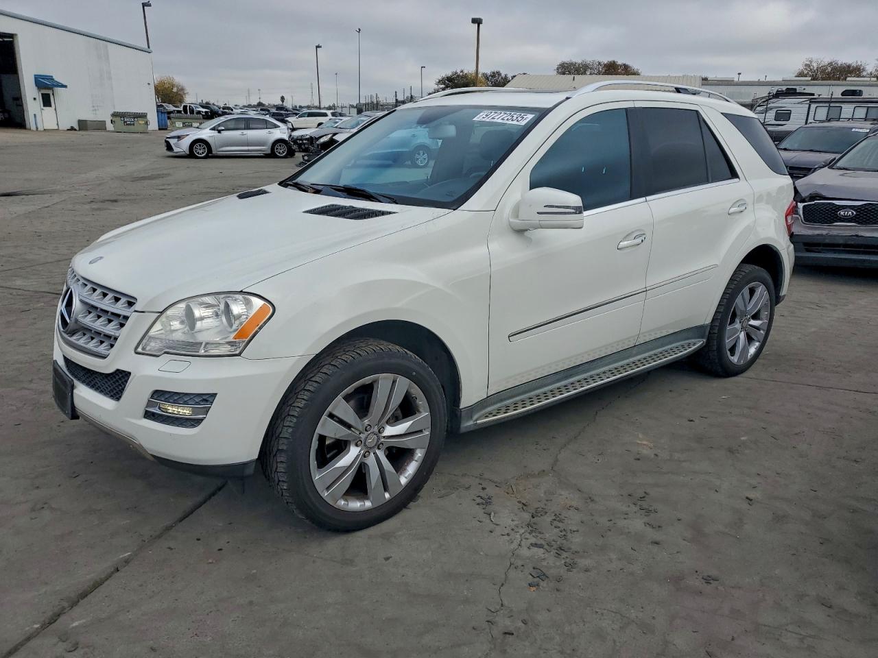 2011 MERCEDES-BENZ ML