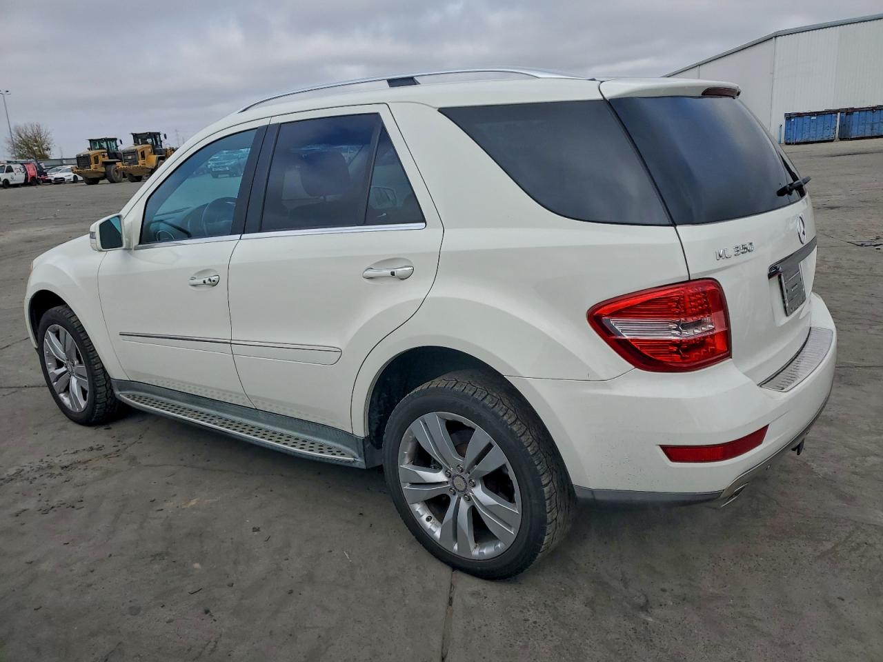 2011 MERCEDES-BENZ ML 350 photo 3