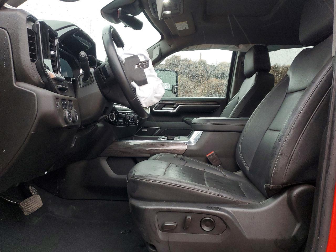 2024 CHEVROLET SILVERADO K2500 HEAVY DUTY LTZ photo 13