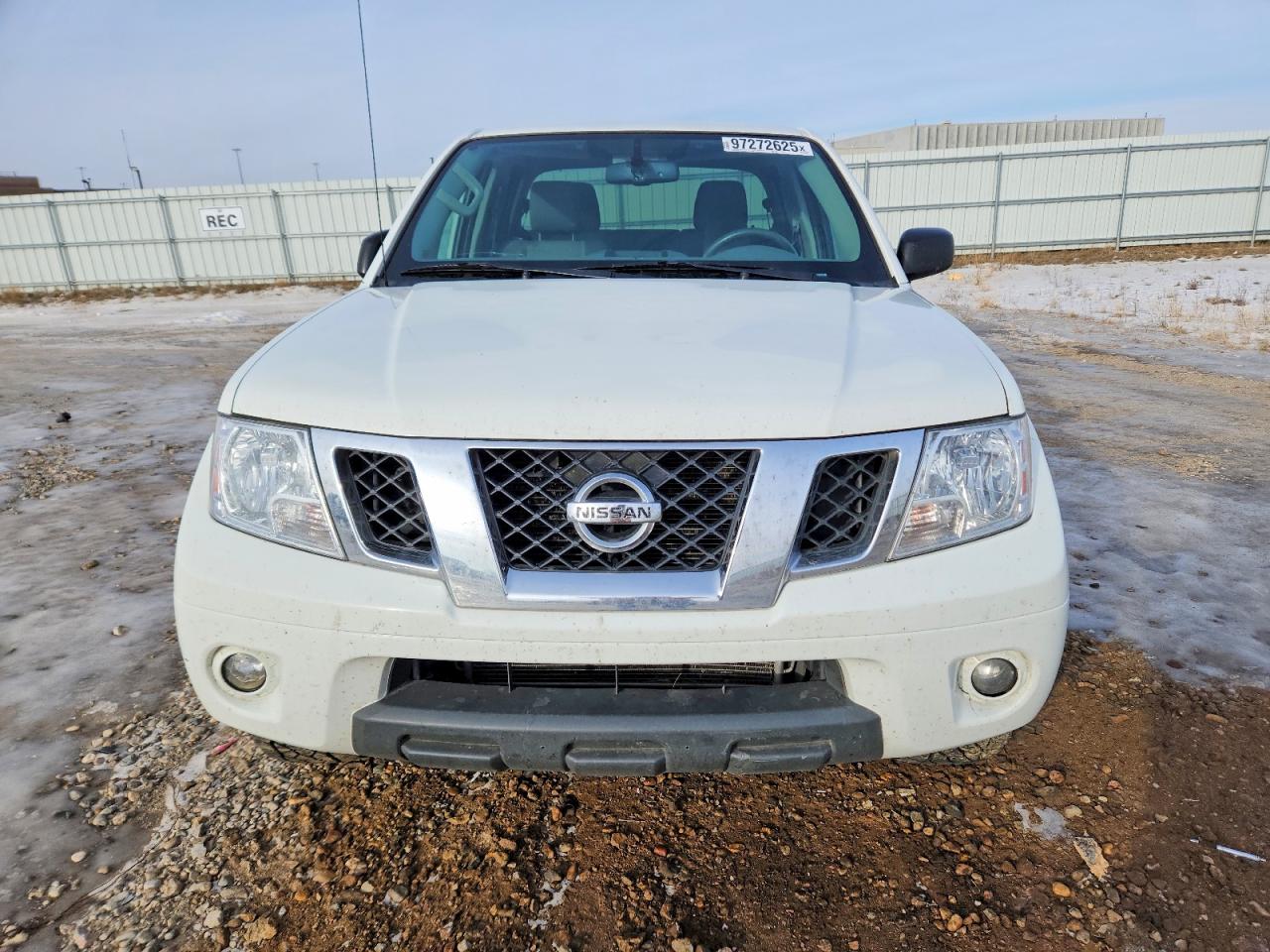 2019 NISSAN FRONTIER S photo 9