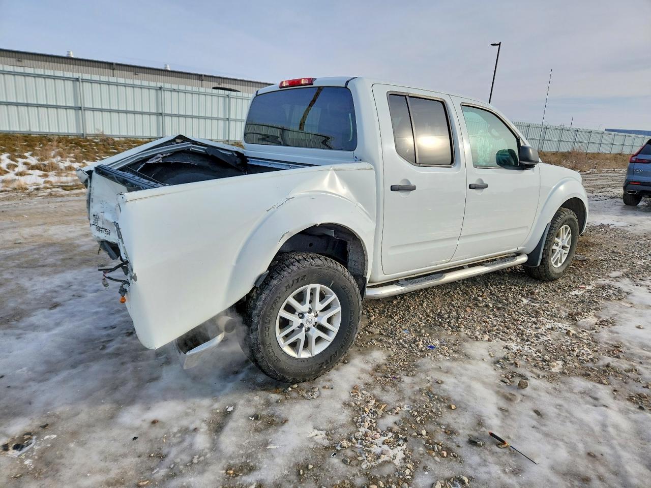 2019 NISSAN FRONTIER S photo 5