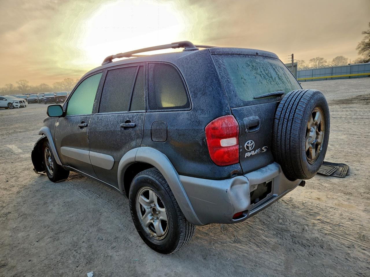 2005 TOYOTA RAV4 photo 3