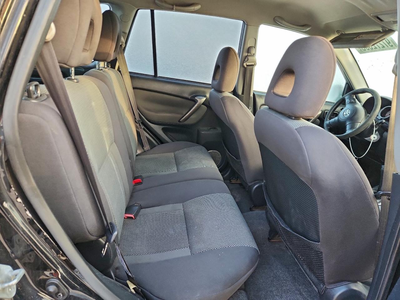 2005 TOYOTA RAV4 photo 19