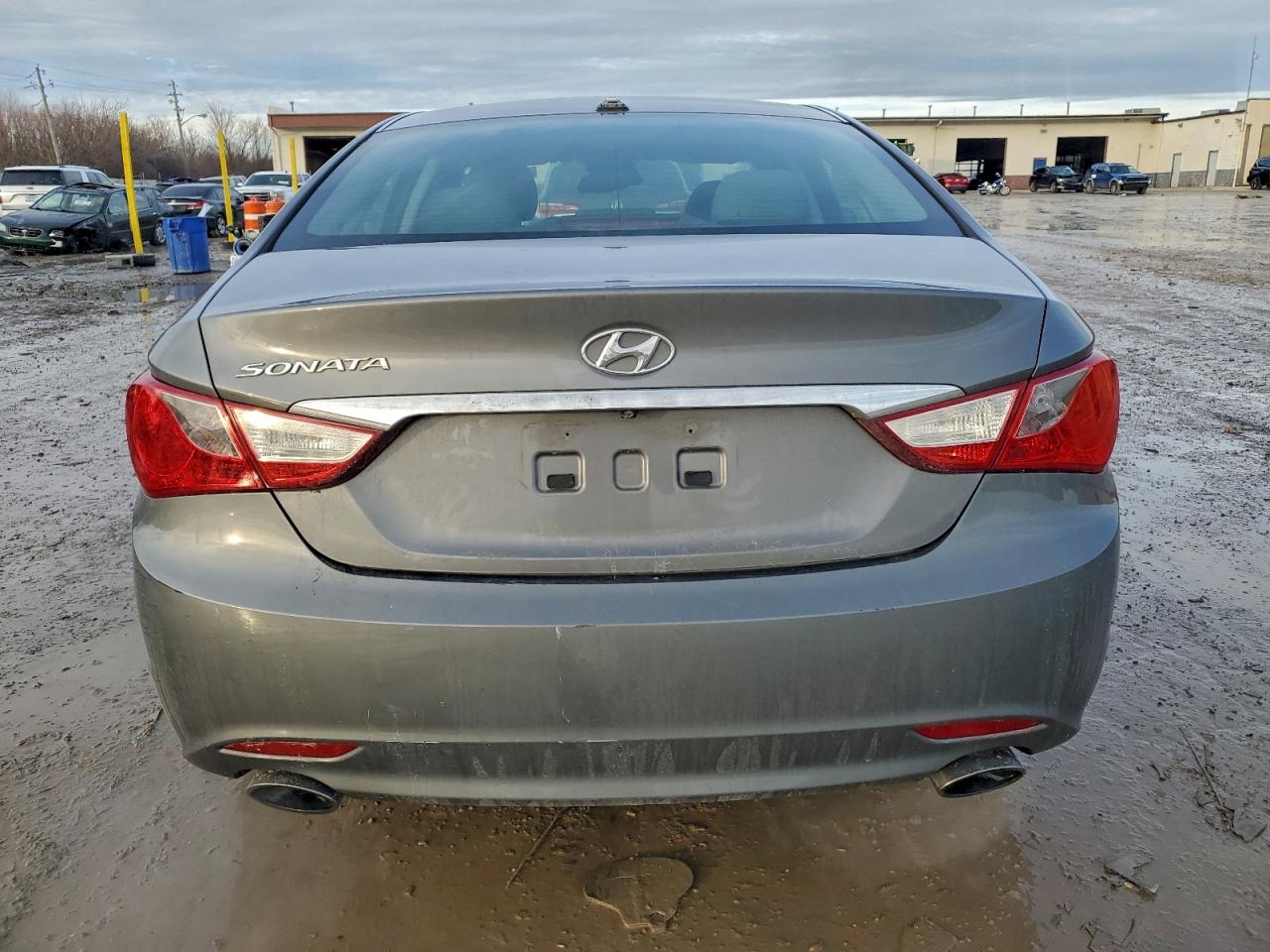 2012 HYUNDAI SONATA SE photo 16