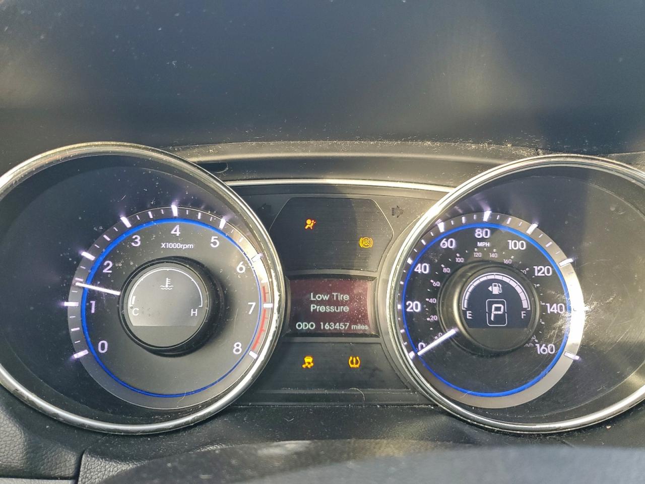 2012 HYUNDAI SONATA SE photo 25