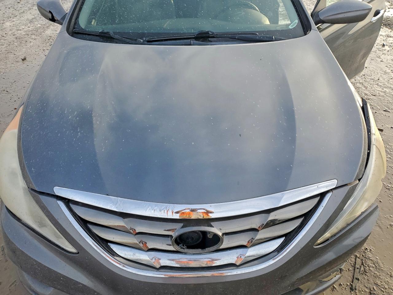 2012 HYUNDAI SONATA SE photo 31