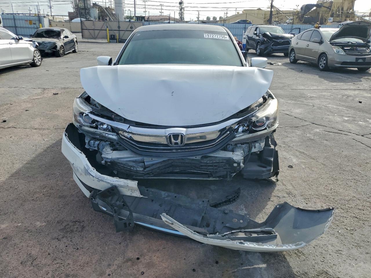2016 HONDA ACCORD LX photo 5