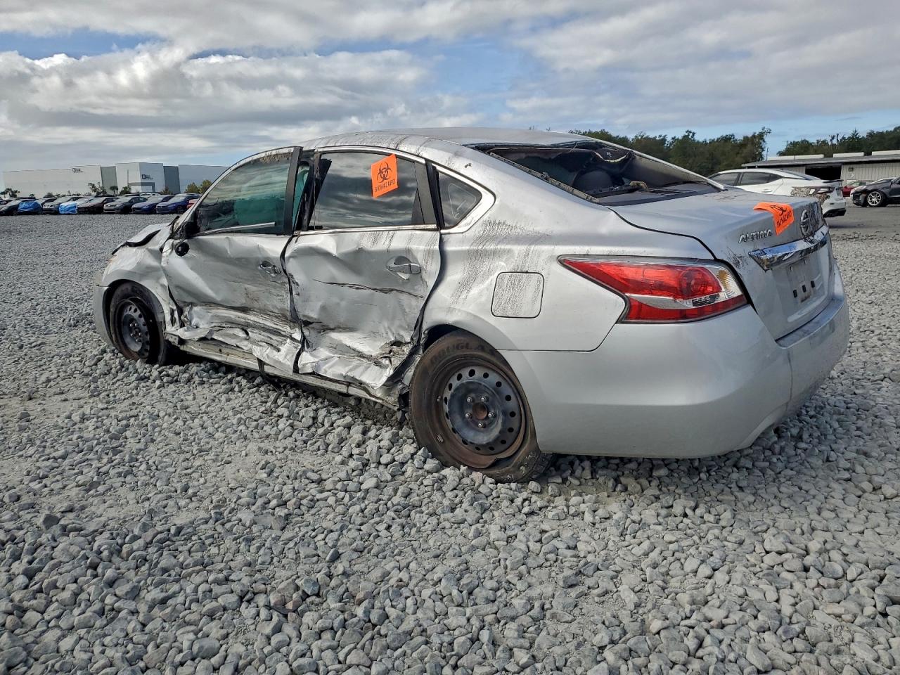 2015 NISSAN ALTIMA 2.5 photo 2