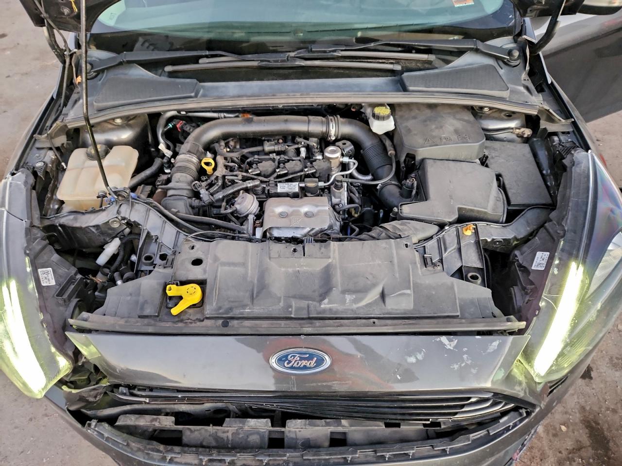 2018 FORD FOCUS SE photo 11