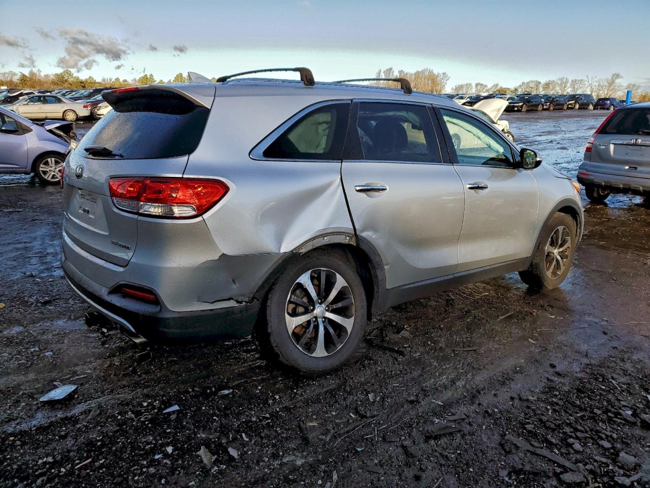 2017 KIA SORENTO EX photo 3
