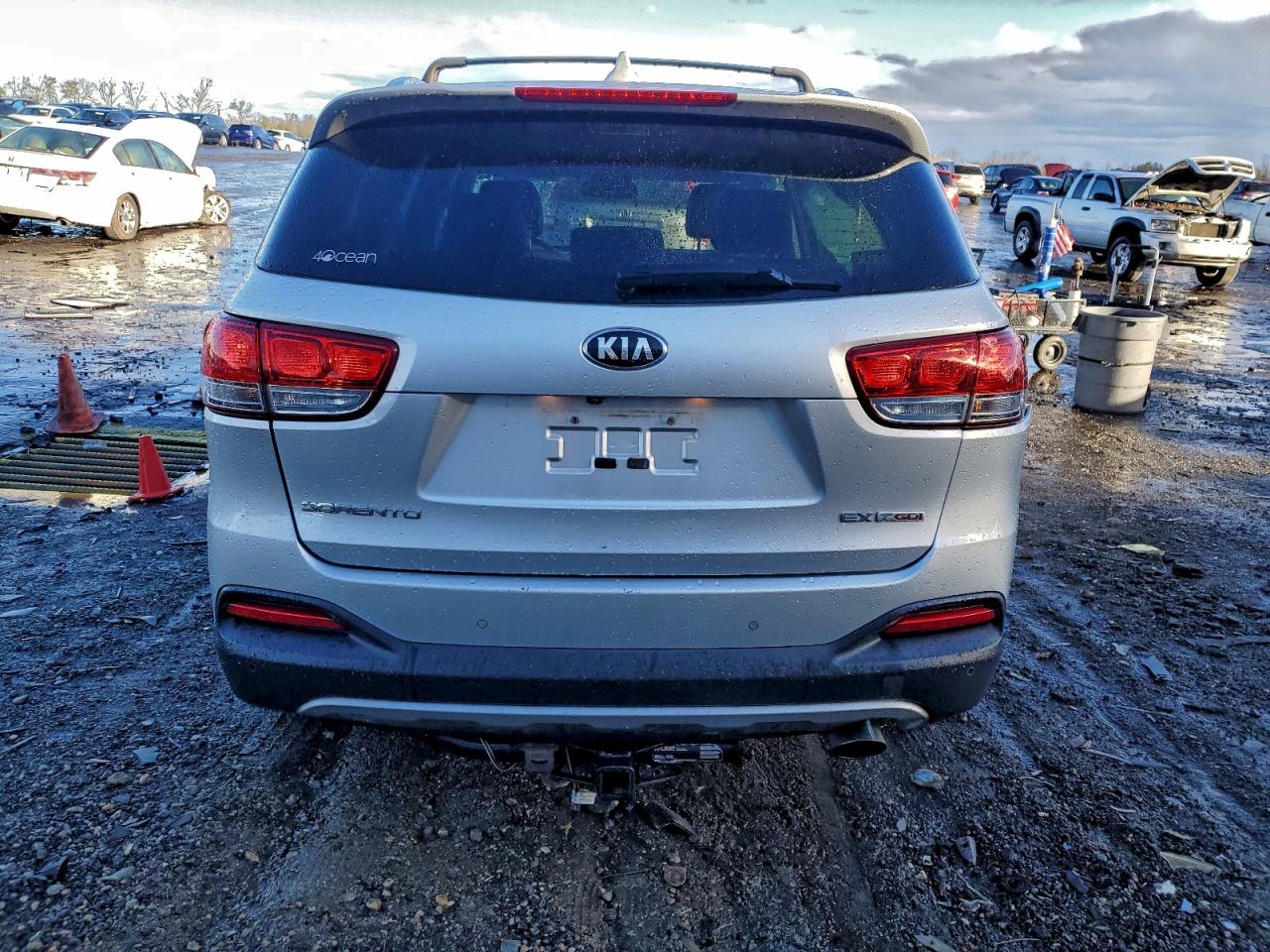 2017 KIA SORENTO EX photo 6