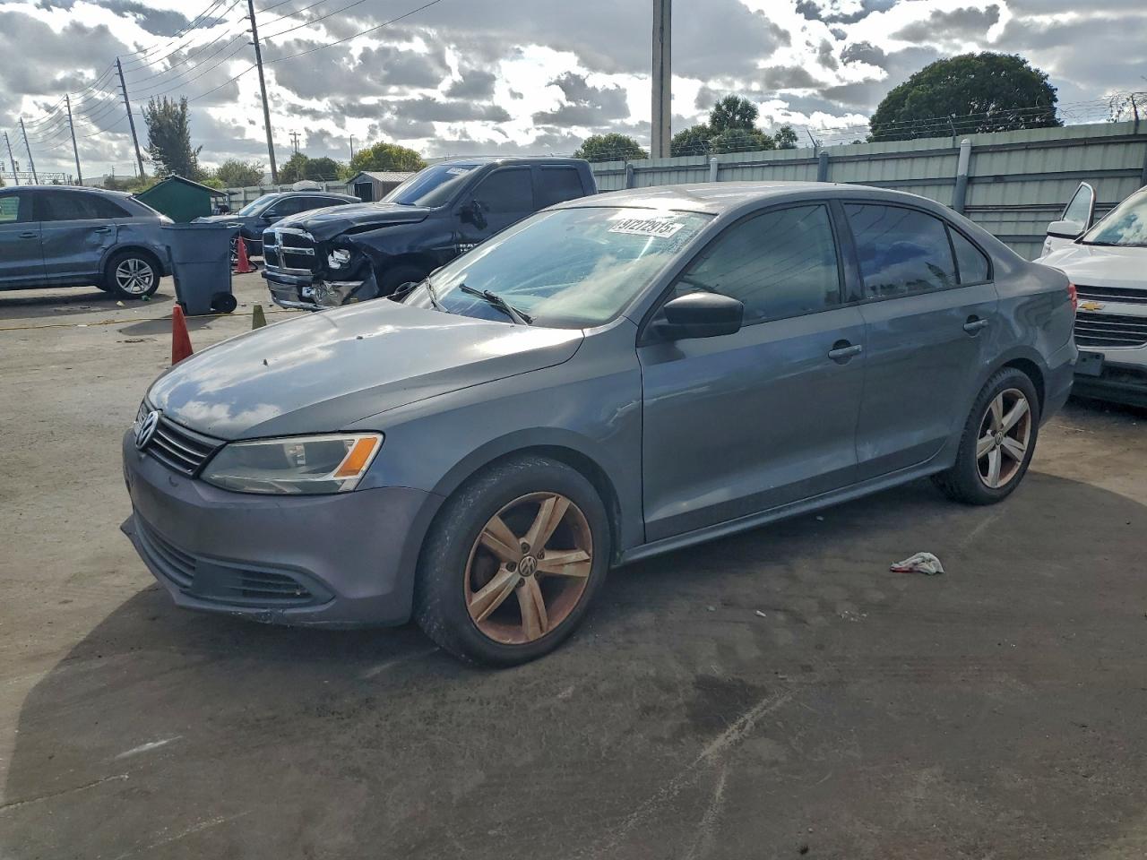 2014 VOLKSWAGEN JETTA