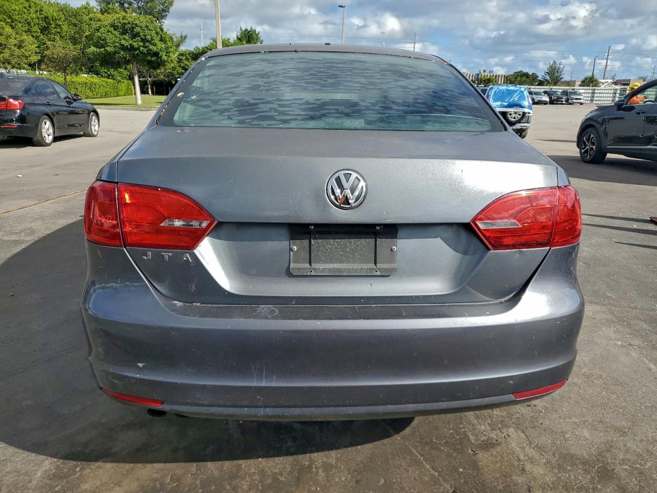 2014 VOLKSWAGEN JETTA BASE photo 6