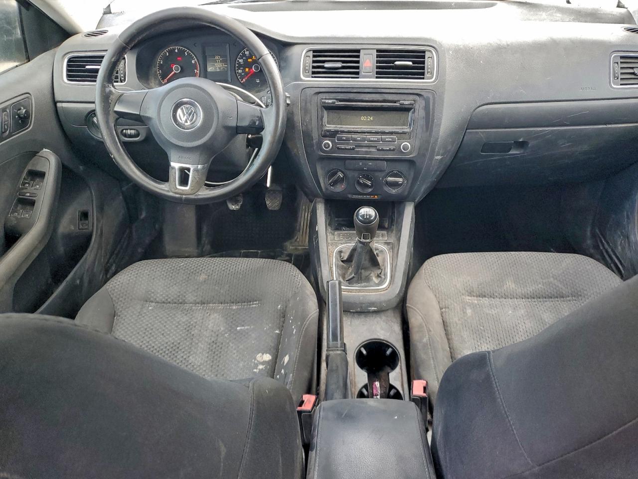 2014 VOLKSWAGEN JETTA BASE photo 8