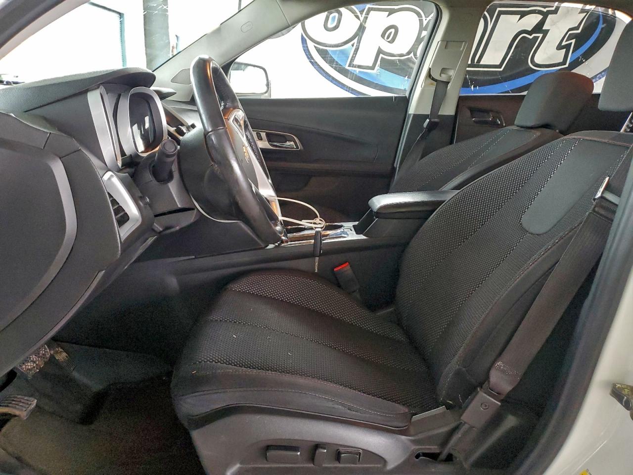 2017 CHEVROLET EQUINOX LT photo 19