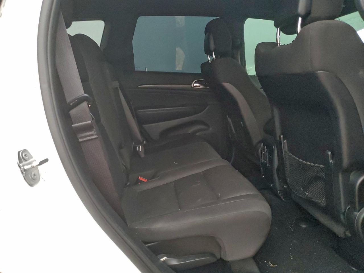 2019 JEEP GRAND CHEROKEE LAREDO photo 28