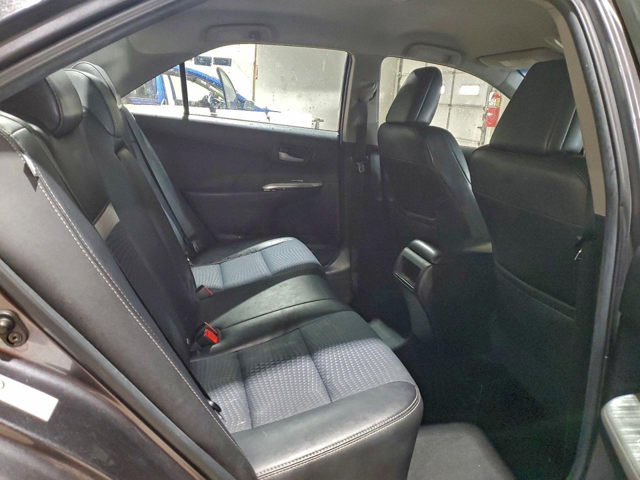 2014 TOYOTA CAMRY L photo 37