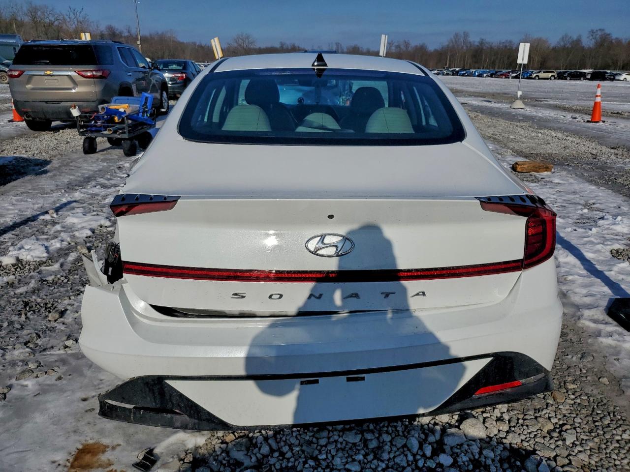 2020 HYUNDAI SONATA SEL photo 16