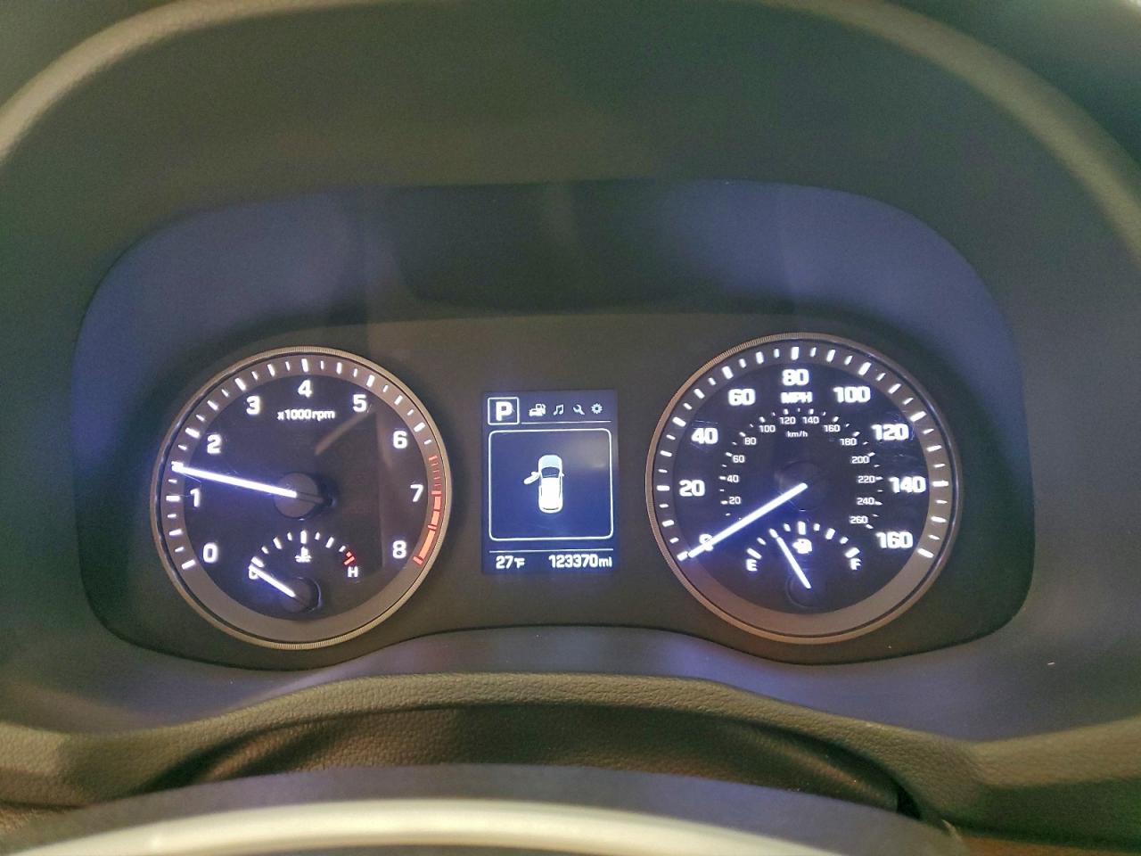 2018 HYUNDAI TUCSON SEL photo 9