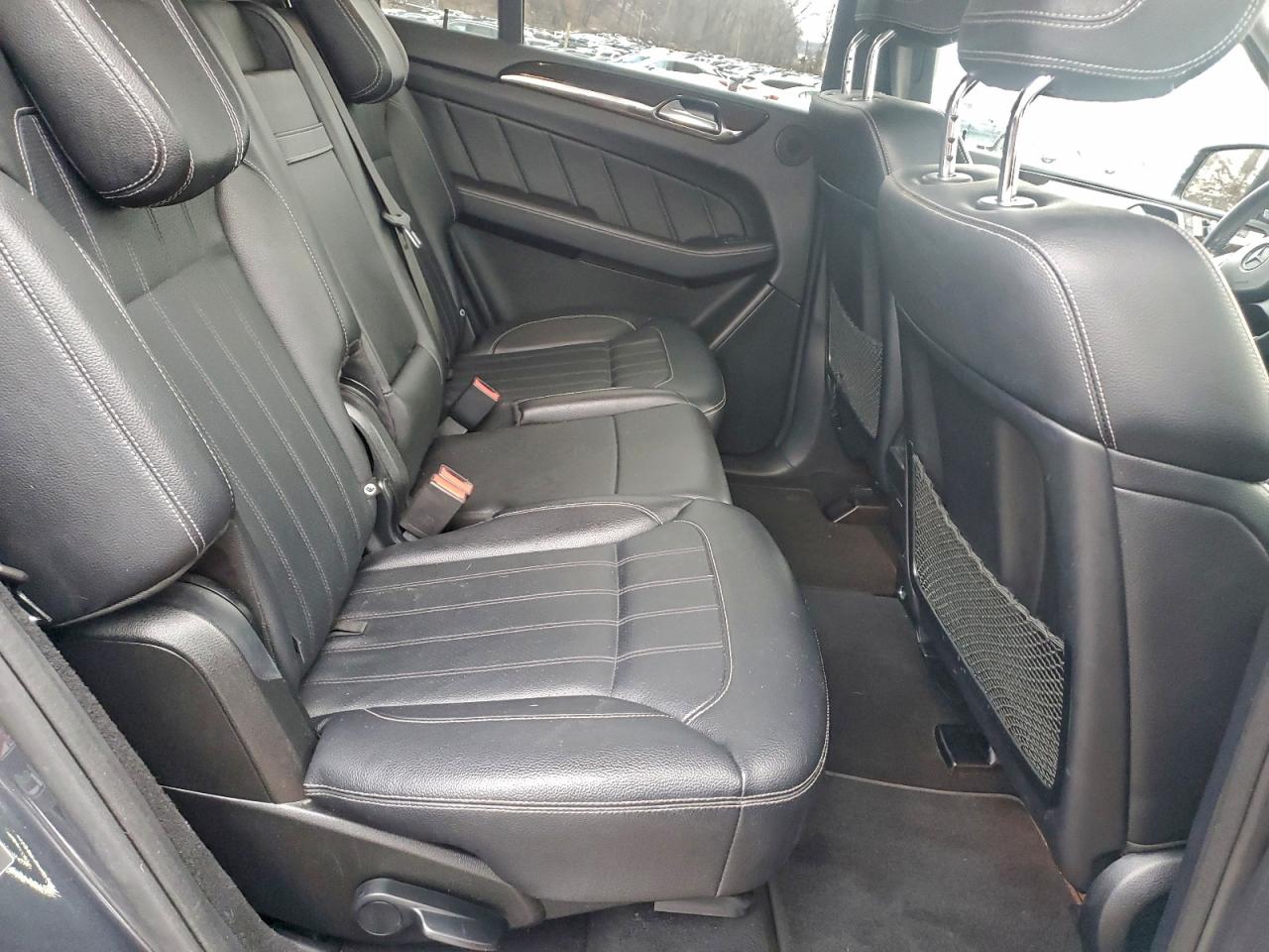 2015 MERCEDES-BENZ GL 350 BLUETEC photo 31