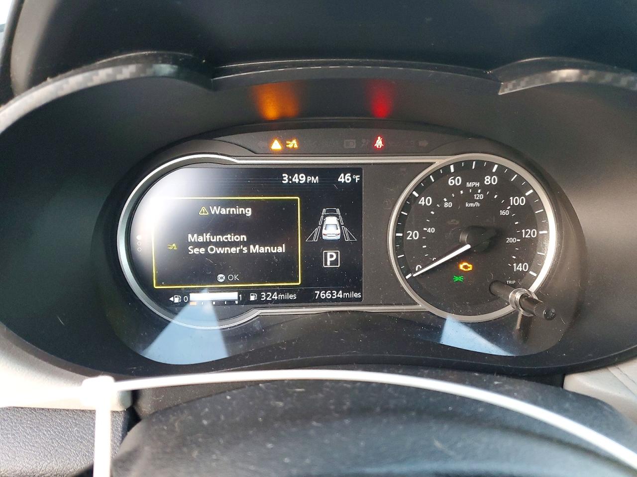 2021 NISSAN VERSA SV photo 9