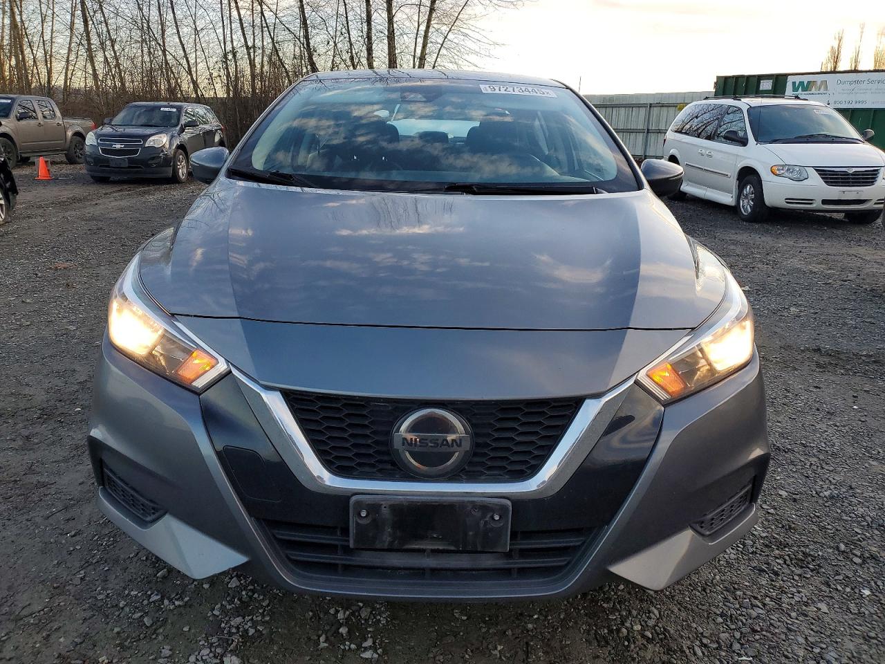 2021 NISSAN VERSA SV photo 5